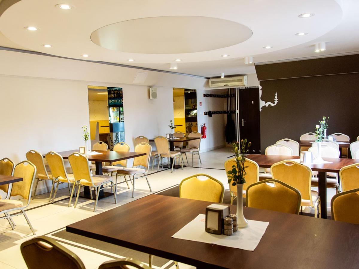Zamkowa Noclegi Restauracja Drohiczyn Extérieur photo